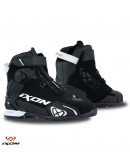 Ghete moto Roadster barbati All Season Ixon model Bull 2 WP MS - Negru/alb (100% waterproof)