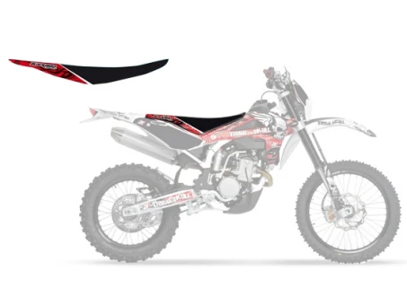 Husă șa BLACKBIRD HUSQVARNA CR/WR 125 '09-'13; TE/TC 250/310 '08-'13, TE/TC 250/450/510 '08-'10 culoare Negru Rosu