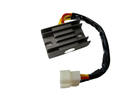 Regulator tensiune GZ SUZUKI DRZ 250 01-09, LTF 160 90-07, LTF 250 88-01, LTF 300 99-01 | GZRS18