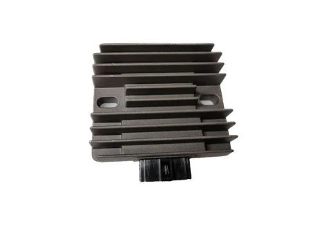 Regulator tensiune GZ YAMAHA XT 660 04-14, YZF R6 97-05, YZF R1 99-01, XP 500 T-MAX 01-06, TDM 850 96-01, FZ6 FZ6N FZ6S 04-09 | GZRY14