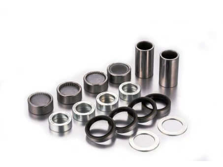 FACTORY LINKS 2024/03 ZESTAW NAPRAWCZY WAHACZA KTM SX / SXF 16-22, EXC / EXCF 17-23 , 690 DUKE 14-16, 790 ADVENTURE 19, HUSABERG 390/450 09-11, HUSQVARNA 16-19, BETA RR, (TULEJKI 17x22x39MM-2SZT, ŁOŻYSKA 22x28x12MM-4SZT) (28-1125) | SAK-T-049