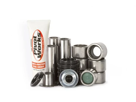PIVOT WORKS ZESTAW NAPRAWCZY ŁĄCZNIKA (PRZEGUBU) WAHACZA KAWASAKI KX 80/85 98-15 | PWLKK24000