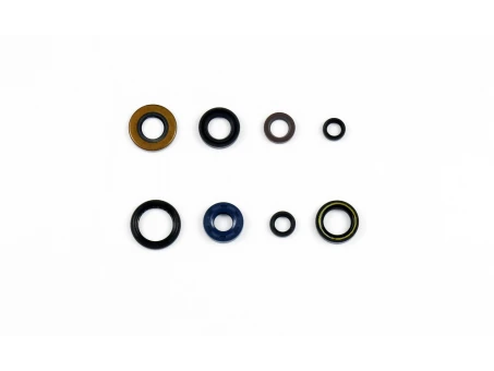 ATHENA KOMPLET (ZESTAW) USZCZELNIACZY SILNIKOWYCH HONDA XR 400R 96-04 | P400210400047